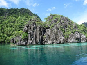 coron island cliffs