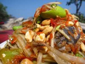 thai papaya salad with crab