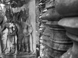 carving at angkor wat