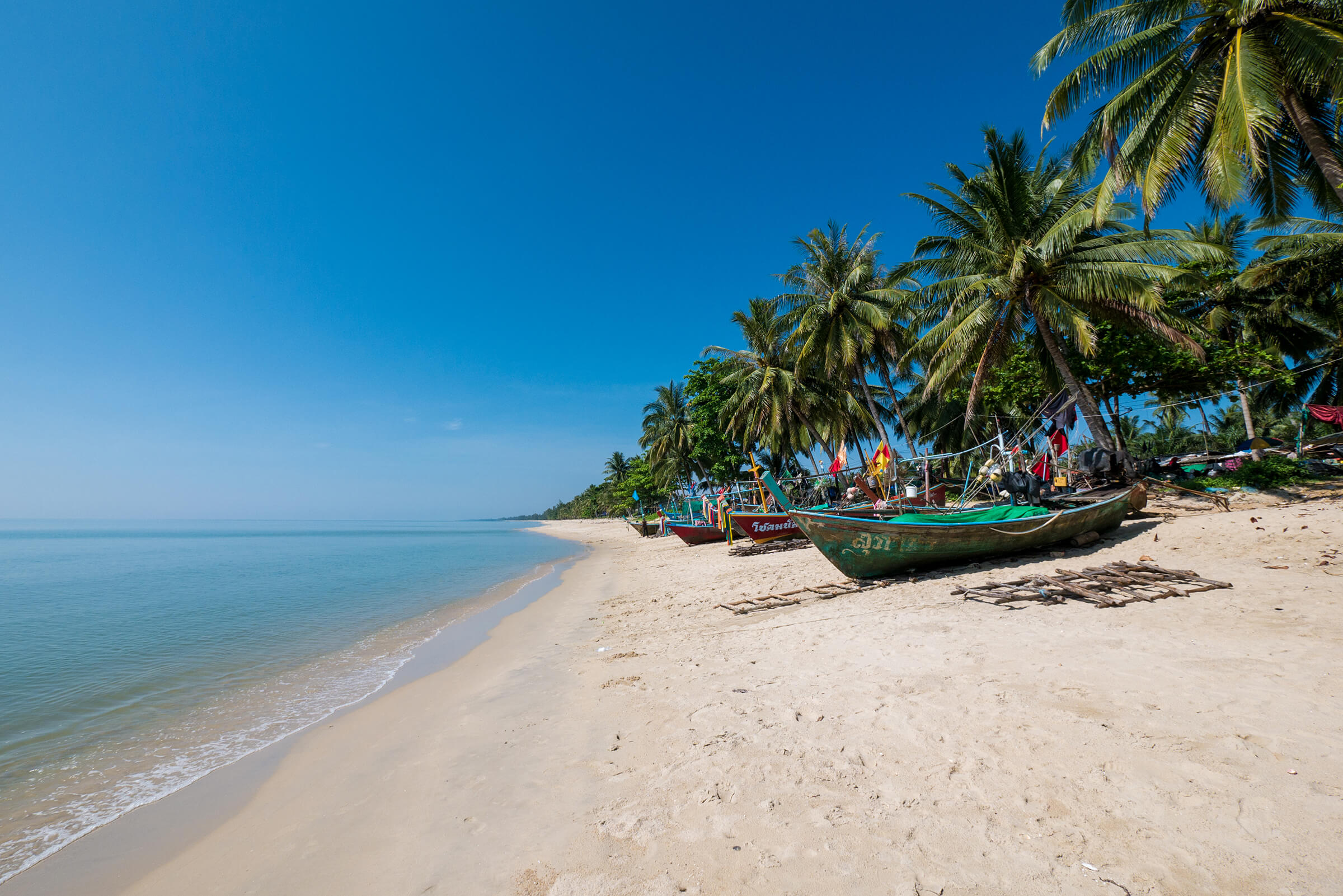 Sichon Travel Guide: Pristine Off-The-Beaten-Path Fishing Village in  Thailand!